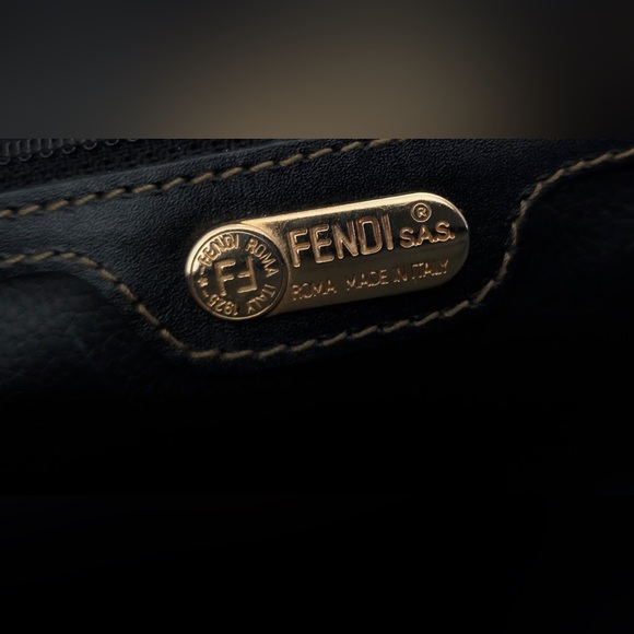 FENDI authentic Brown Zucca Boston Bag Certificate of authenticity included 💣 - Picture 9 of 15